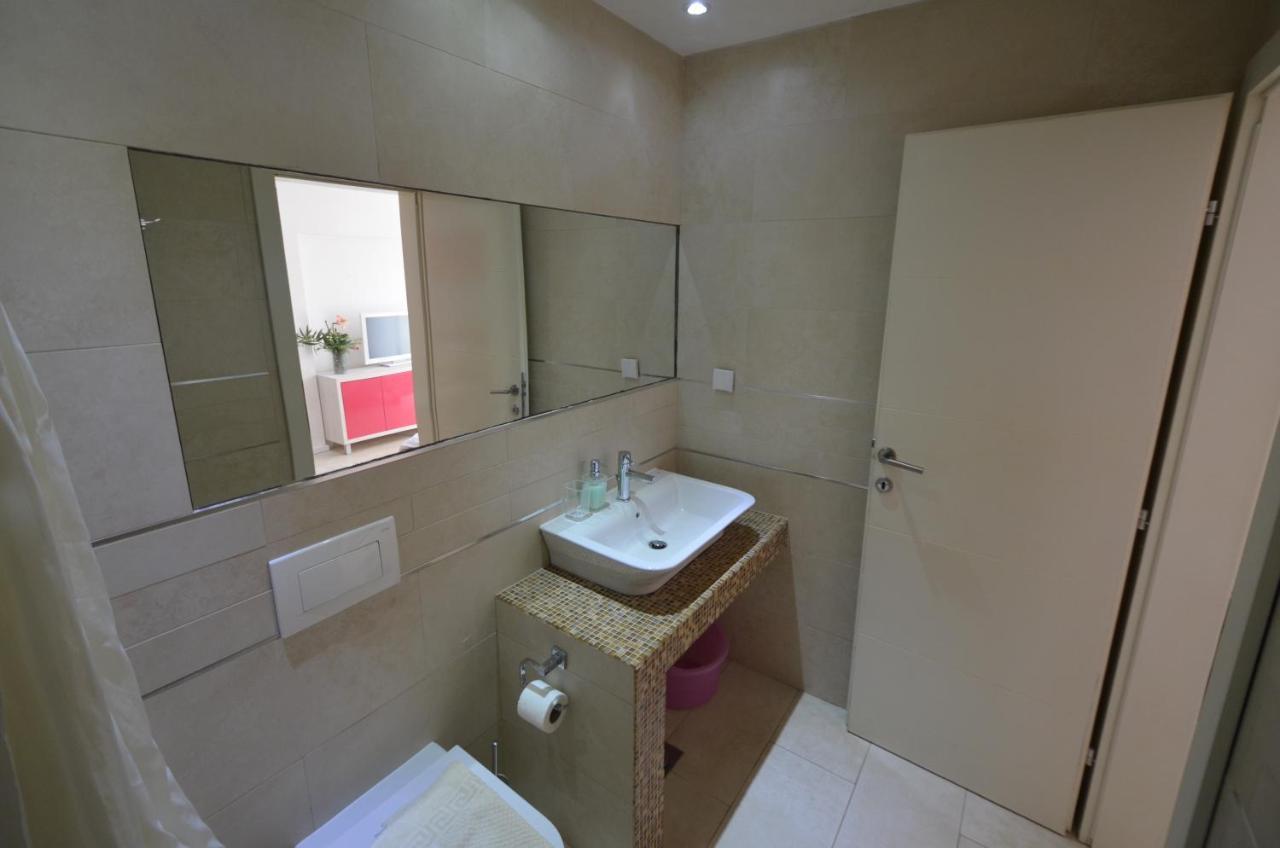 Apartments Karmen Maria Novigrad Istria 외부 사진