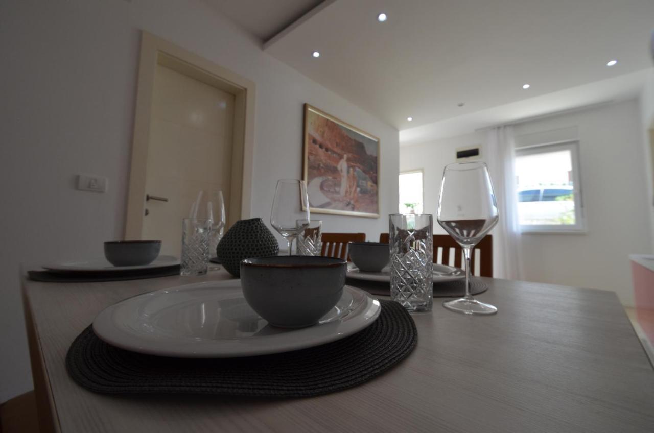 Apartments Karmen Maria Novigrad Istria 외부 사진
